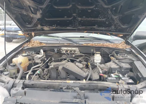 2007 Ford Escape Xlt/Xlt Sport from USA, damaged, VIN 1FMCU03127KB70263